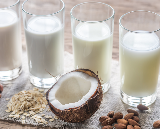 3 Naturally Healthy Alternatives to Milk
