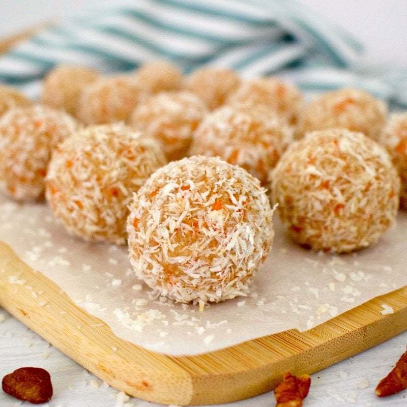 Healthy Carrot Cake Bites