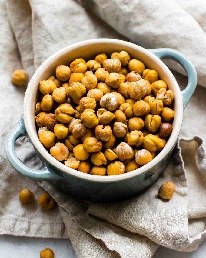 garbanzo-beans-chickpea-health-benefits-best-uses