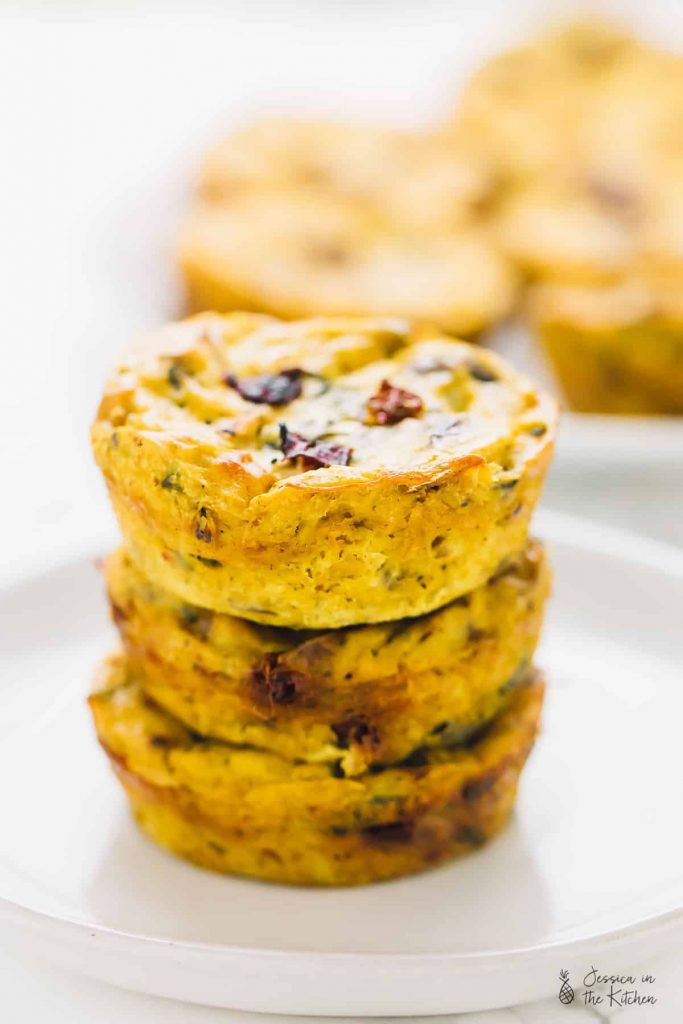 Vegan Quiche Muffins with Sun-Dried Tomatoes and Spinach