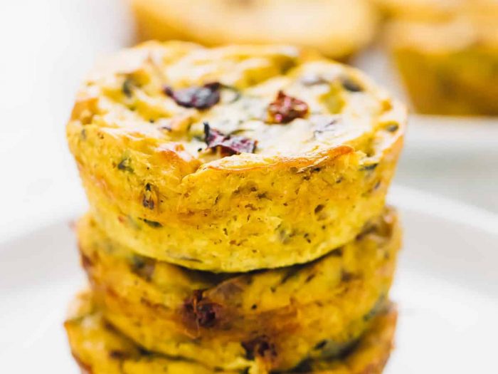 Vegan Quiche Muffins with Sun-Dried Tomatoes and Spinach