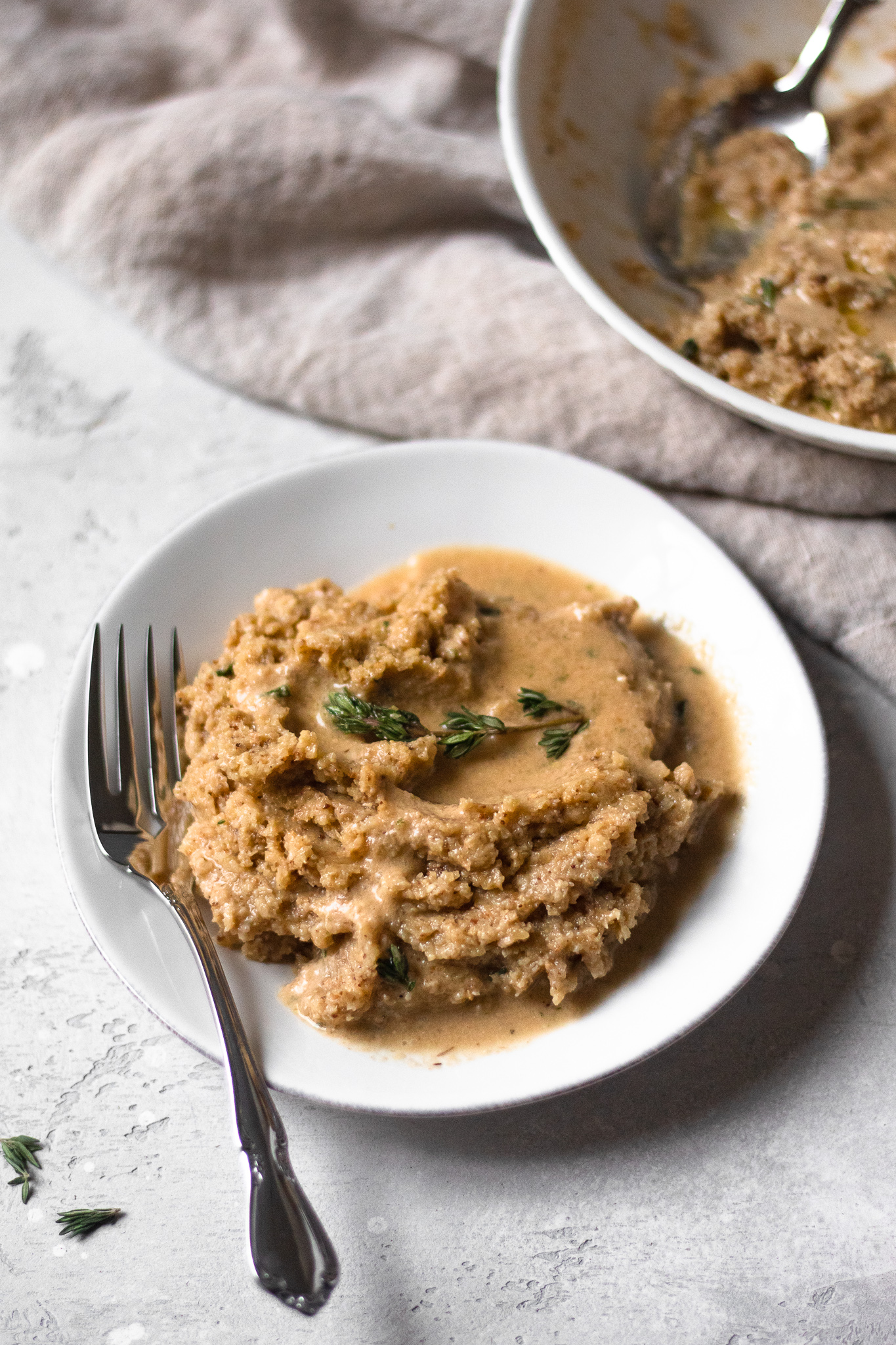 Roasted Mashed Cauliflower with Paleo Vegan Gravy - Really Healthy Foods