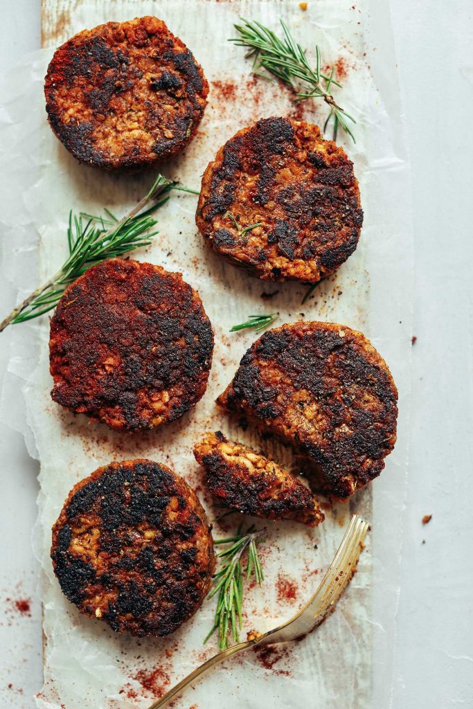 Spicy Tempeh Breakfast Sausage